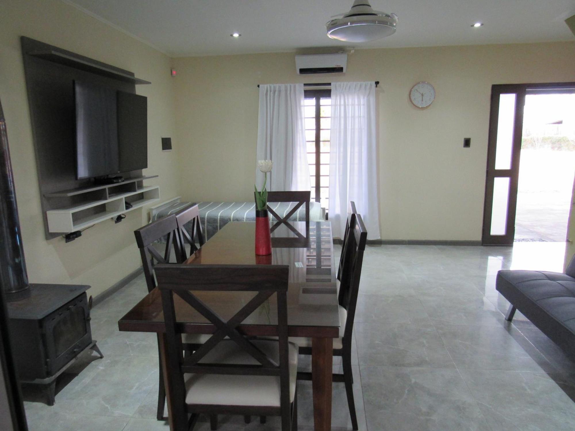 Complejo Koi Apartment Хенерал Алвеар Екстериор снимка